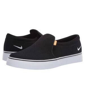 Nike Womens Black Canvas Slip-Ons Sneakers. Size‎ 6.5